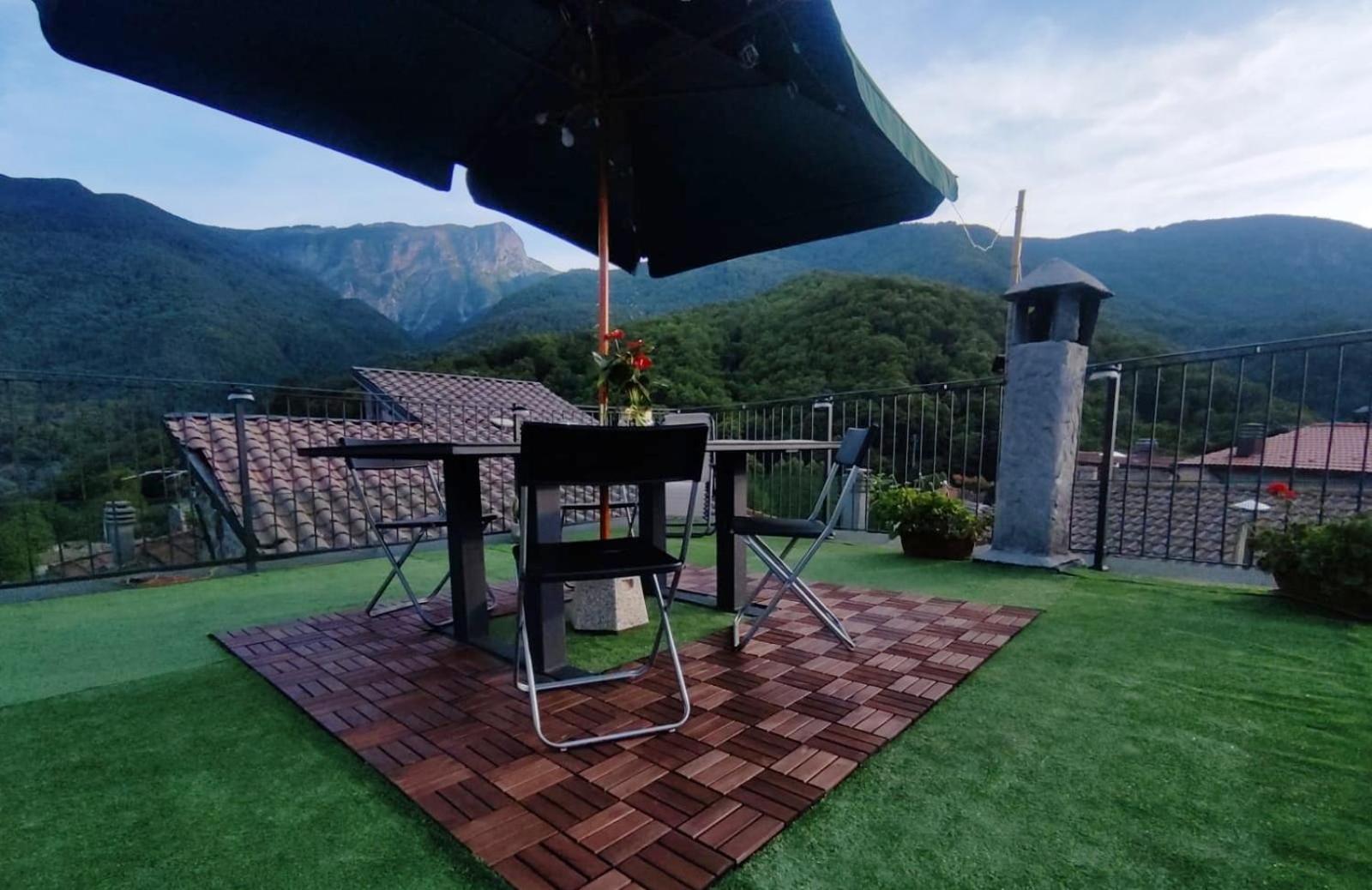 Casa Vacanze Al Colletto - Con Terrazza Panoramica In Centro Storico Vagli di Sotto 外观 照片